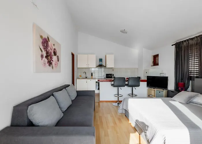 Papic Апартаменты Врси