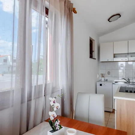 Papic Apartment *
