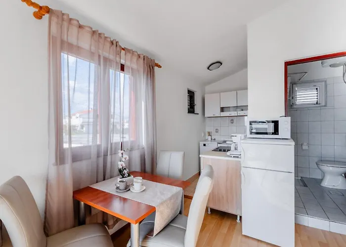 Papic アパート ヴーシ